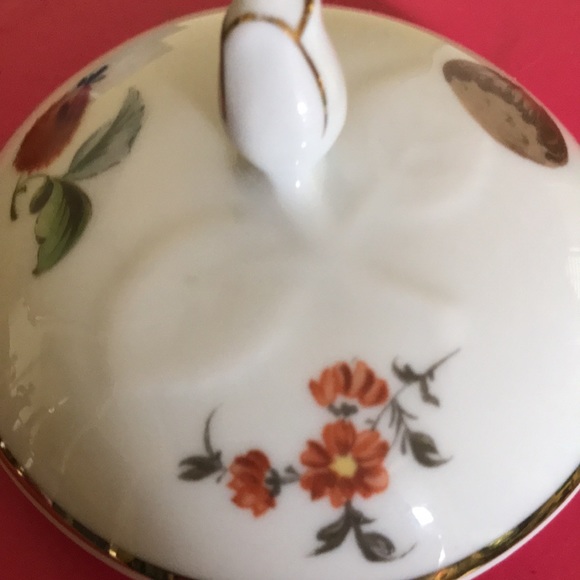 Tirschenreuth Bavaria 2 piece Sugar bowl w/ lid and creamer set made in Germany - Picture 5 of 7